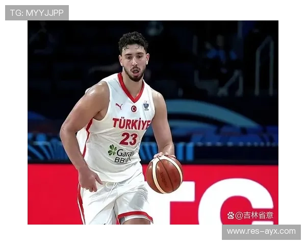 申京季后赛潜力被低估 火箭内线或成系列赛关键胜负手之一